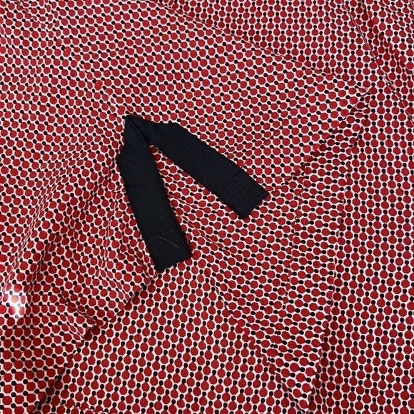 Talbots top/blouse red with and blue print with ribbon trim size small - Picture 7 of 7